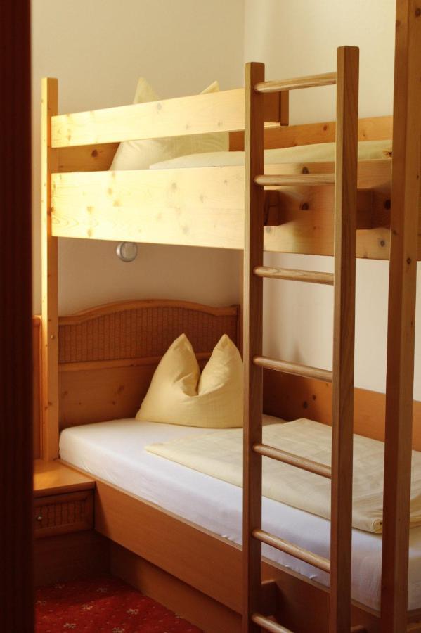 Hotel Juchhof Lermoos Εξωτερικό φωτογραφία